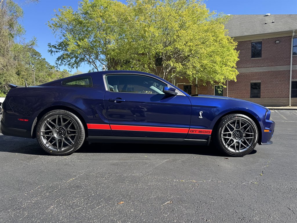 2012 Ford Mustang Shelby GT500 - Photo 7