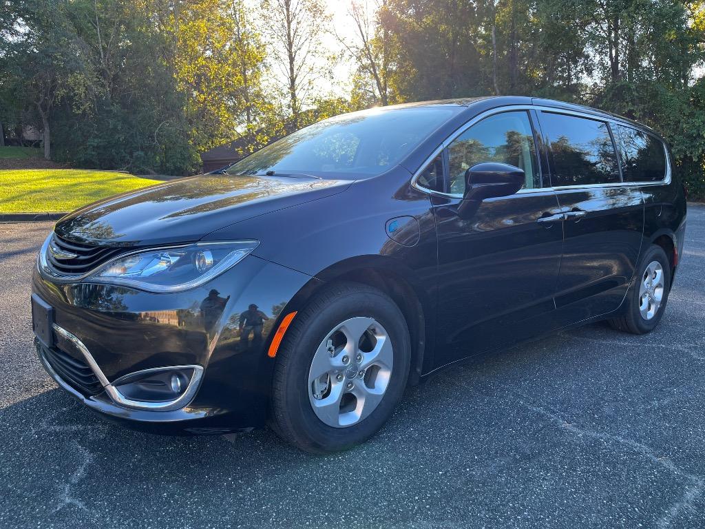 2018 Chrysler Pacifica Hybrid